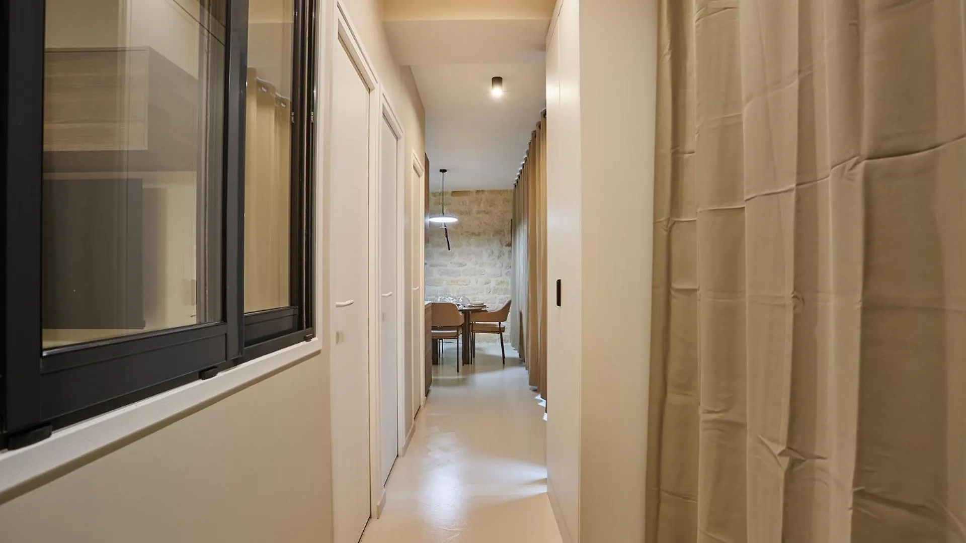 Apartment Center Of Paris By Studio Prestige 0*,  Franciaország